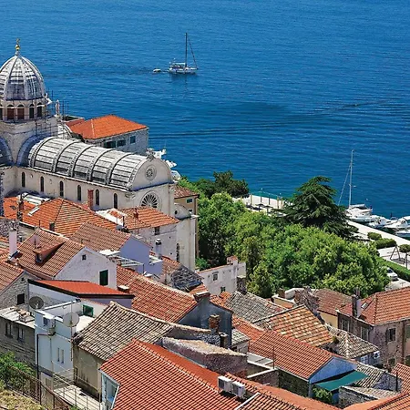 2 Bedroom Beautiful In * Sibenik