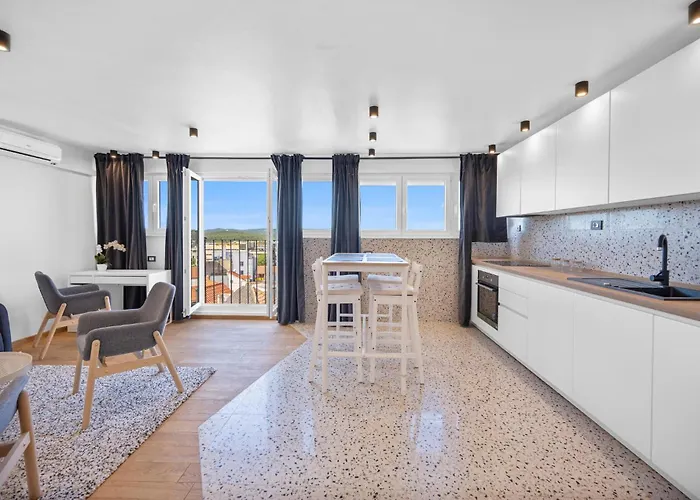 Amazing In 公寓 希贝尼克